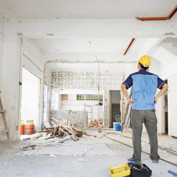 بازسای منزل مسکونی با وسایل دور ریختنی