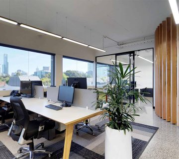 بازسازی دفتر اداری با بودجه کم: الهام از تجربه شرکت رنوکس