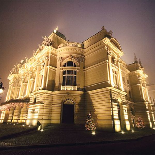 جذب مشتری با طراحی نماهای چشمگیر