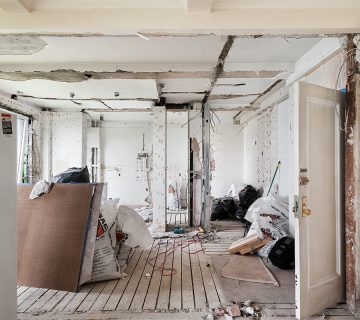 بازسازی خانه و افزایش ارزش ملک: سرمایه‌گذاری پرسود یا ریسکی؟